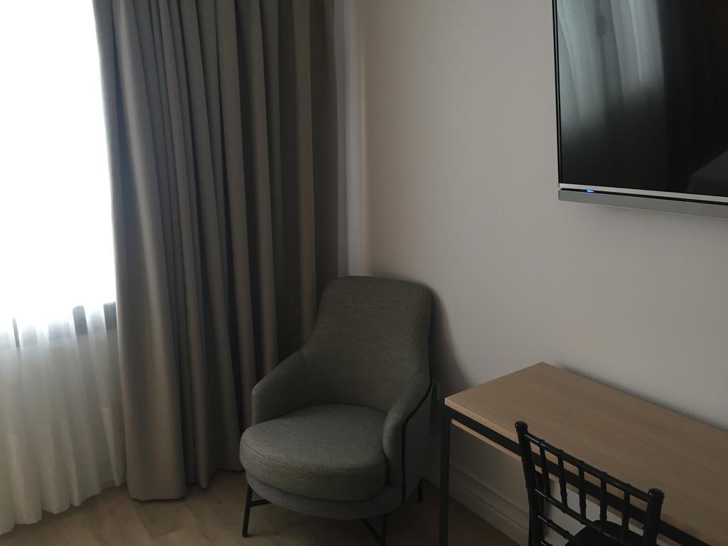 Suites Hom Sevilla Exterior photo