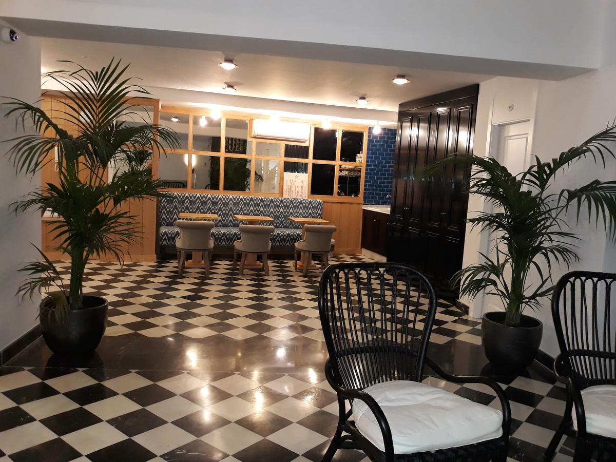 Suites Hom Sevilla Exterior photo